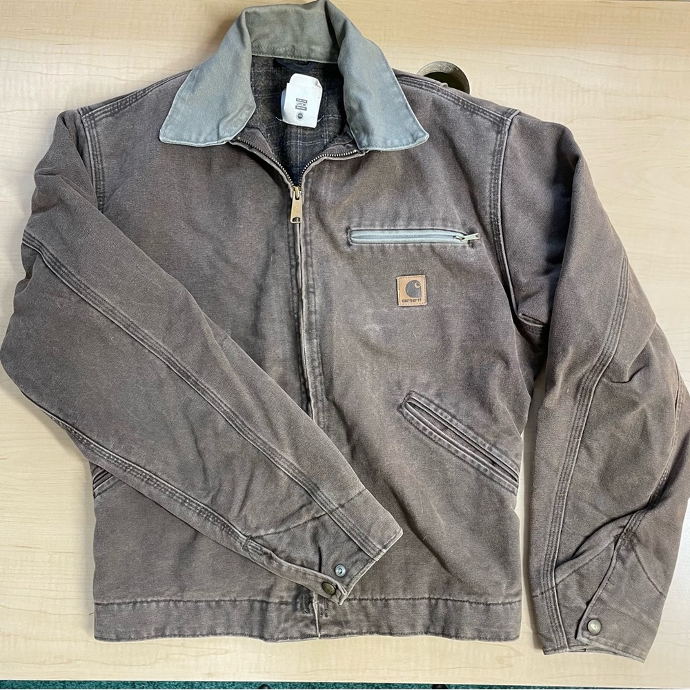 COPY - Carhartt jacket size W small